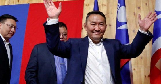رئيس دولة منغوليا يخضع للحجر الصحي بسبب “كورونا”