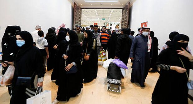 البحرين والكويت يسجلان ارتفاع في عدد المصابين بـ”كورونا”