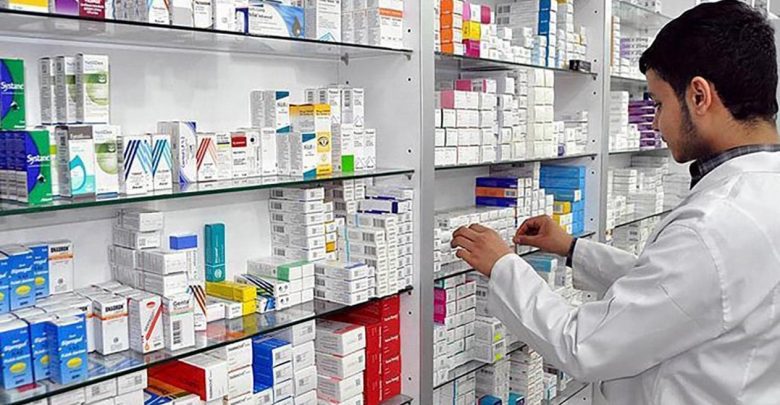 وزارة الصحة تطمئن المرضى بتوفر الأدوية المستعملة في “علاج كورونا”