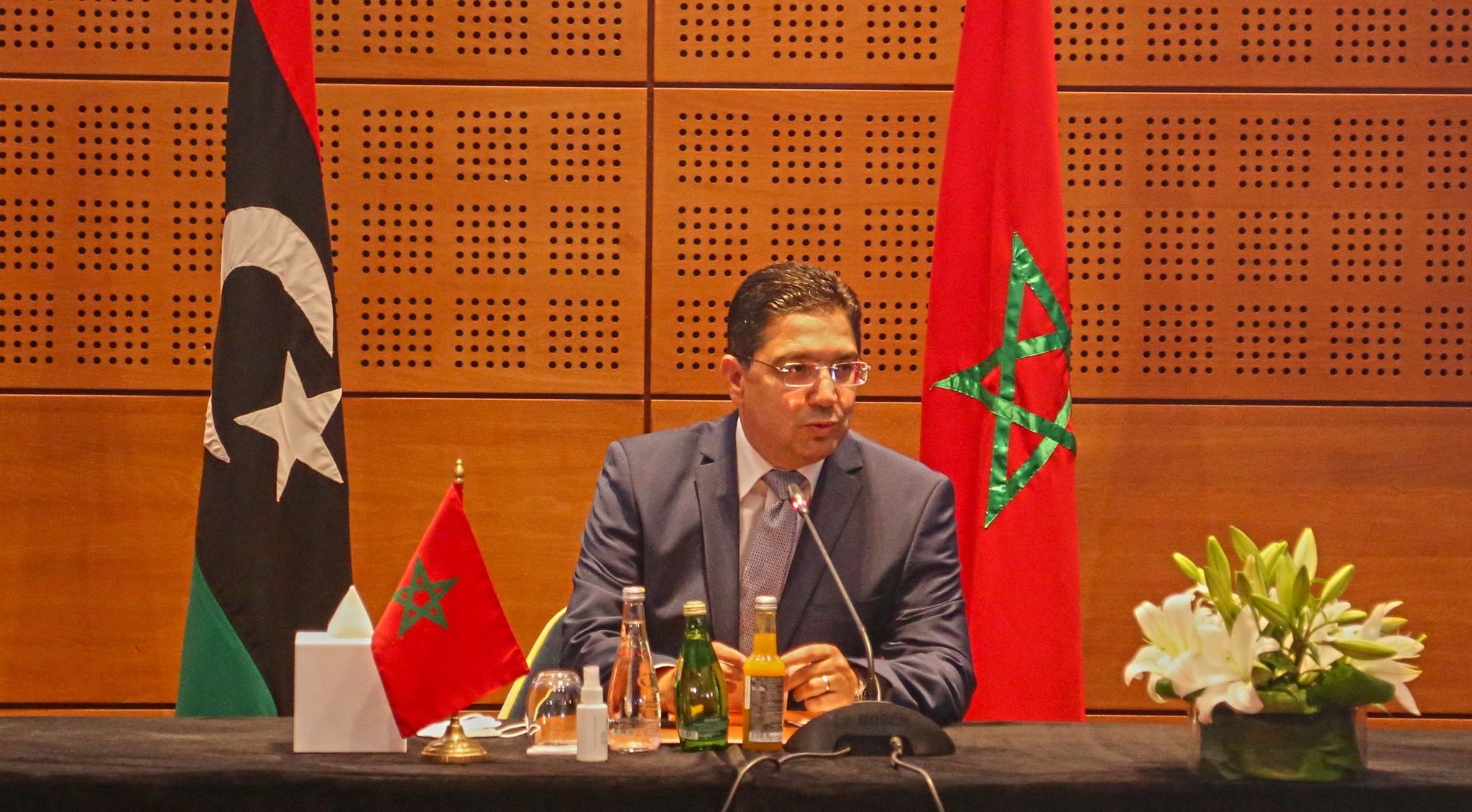 افتتاح القنصليات بالأقاليم الجنوبية يبرز الدعم الإفريقي لملف الصحراء المغربية